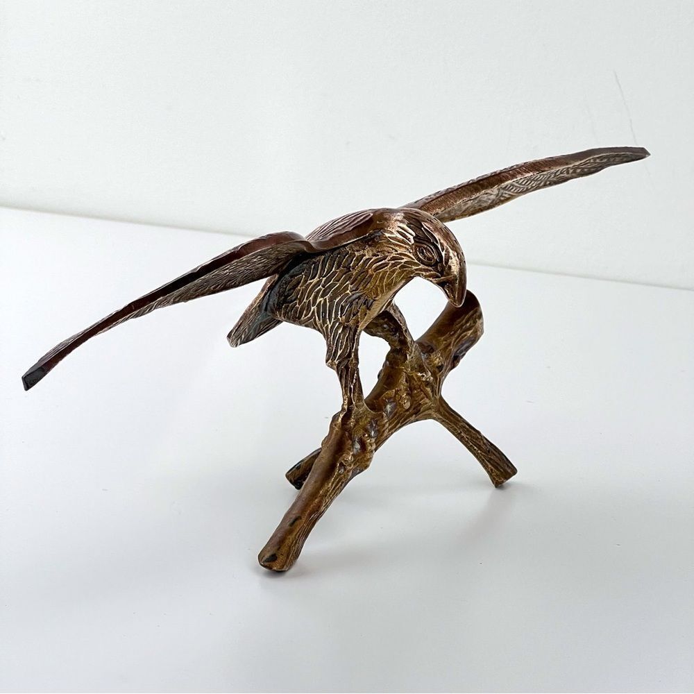 Vintage Brass Eagle Statue Bust 10.5 Inch Wing 4.5 Inch High.